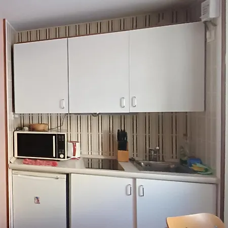 Giomein Sporting Red House 아파트 브루일서비니아