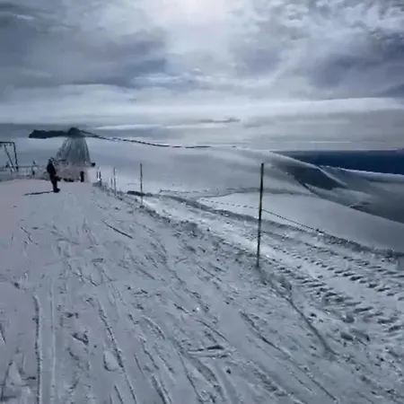 Giomein Sporting Red House 아파트